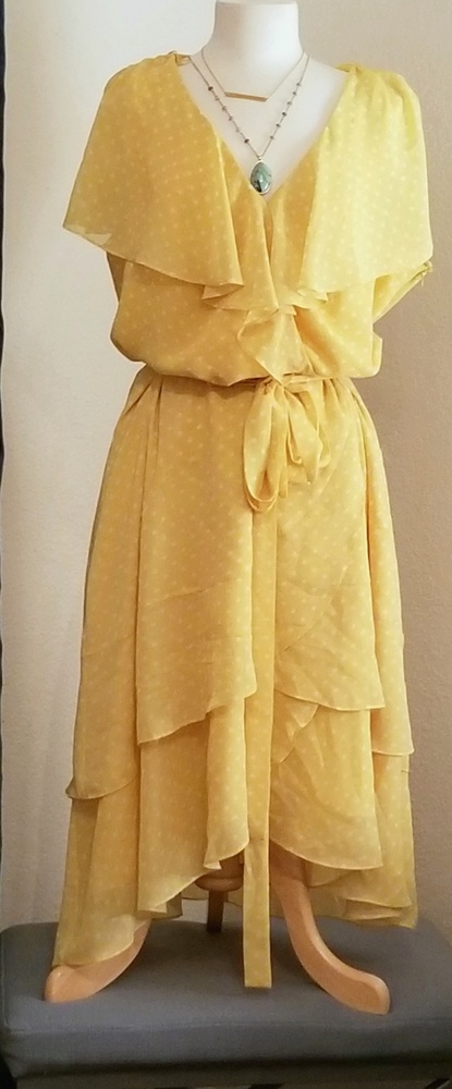 Adrianna Papell soft yellow sundress w/polka dots